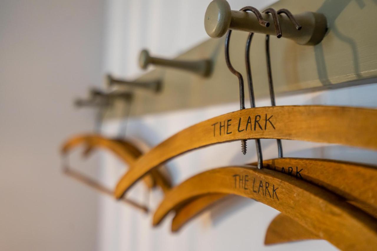 The Lark Apartment Йорк Екстериор снимка